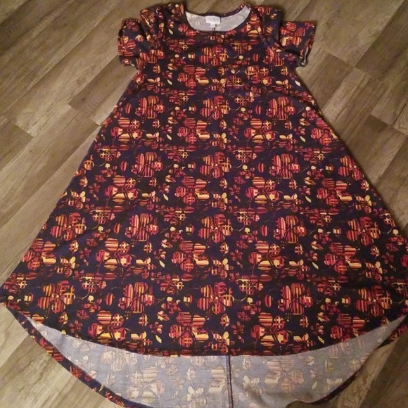 LulaRoe Carly - Picture 3 of 3